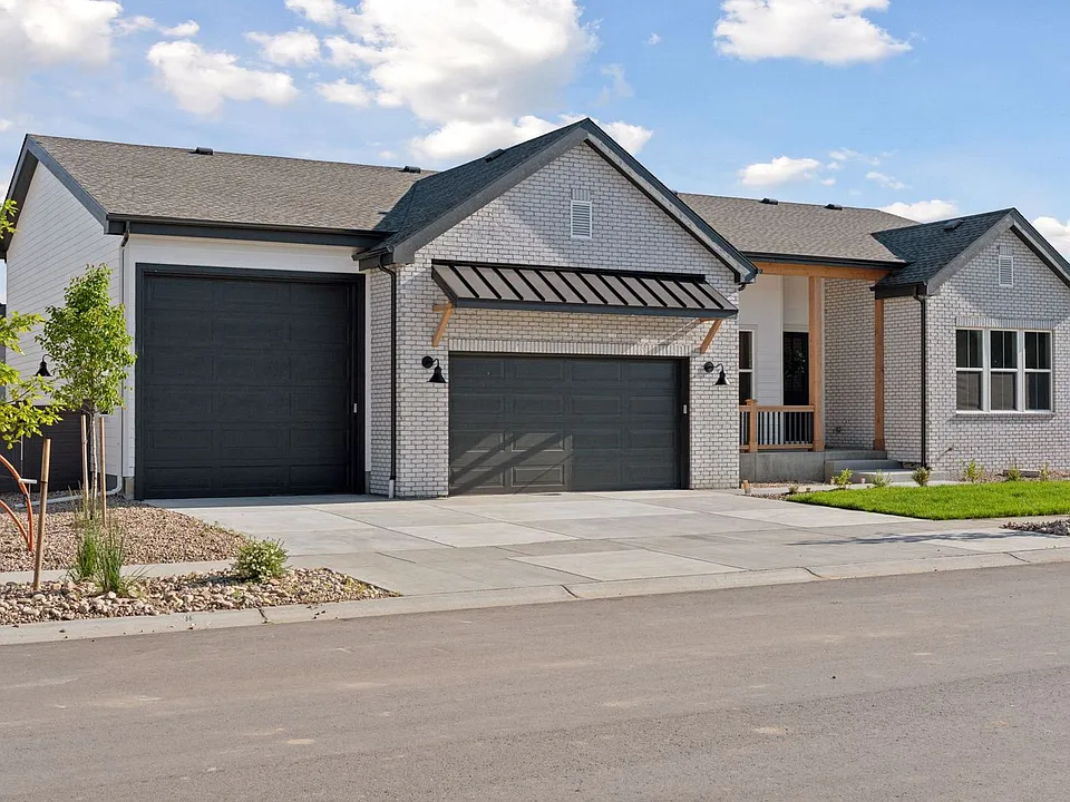 1425 Burt Ave