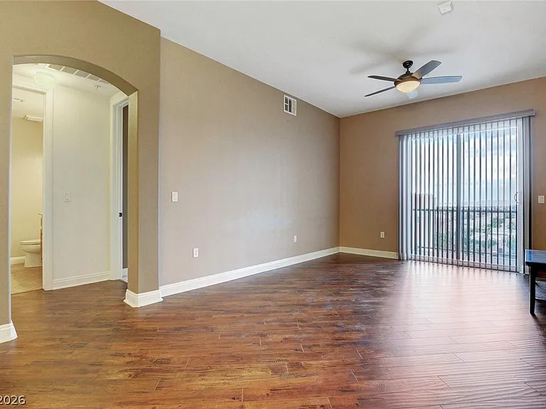 62 E Serene Ave #414 — Photo 18