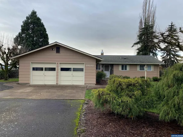 29592 NE Weslinn Dr, Corvallis, OR 97333