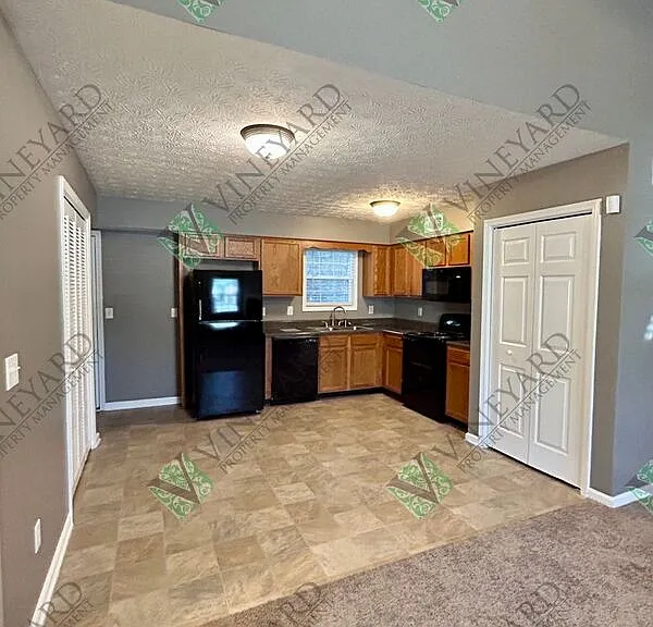 101 Twin Pines Ct — Photo 7