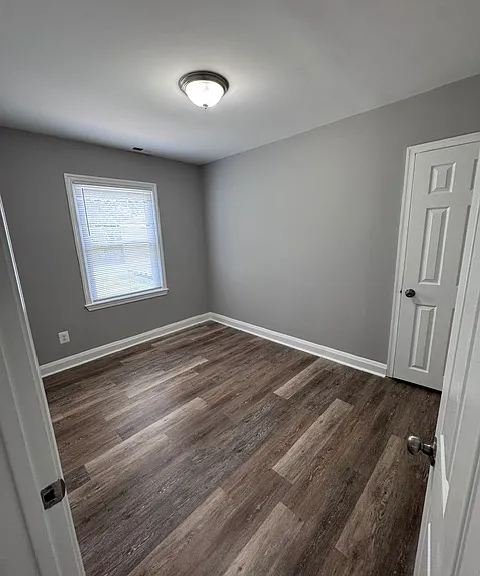 33 Mitchell Ave — Photo 9