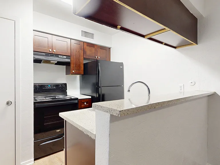 Addison Apartments at the Park — Photo 117