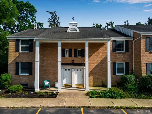 270 Buffalo Rd APT 45, East Aurora, NY 14052