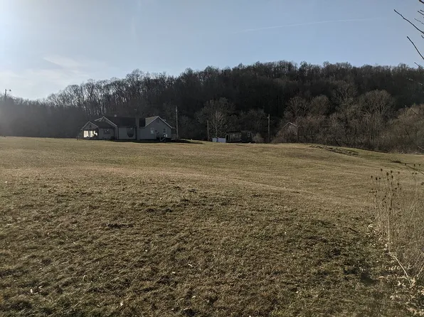 122 Stover Rd, Kittanning, PA 16201