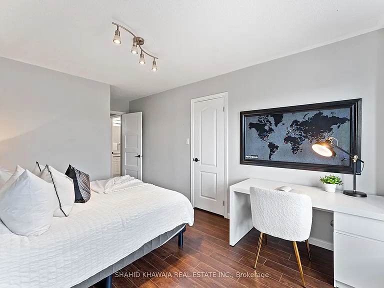 7282 Blackwood Mews — Photo 31