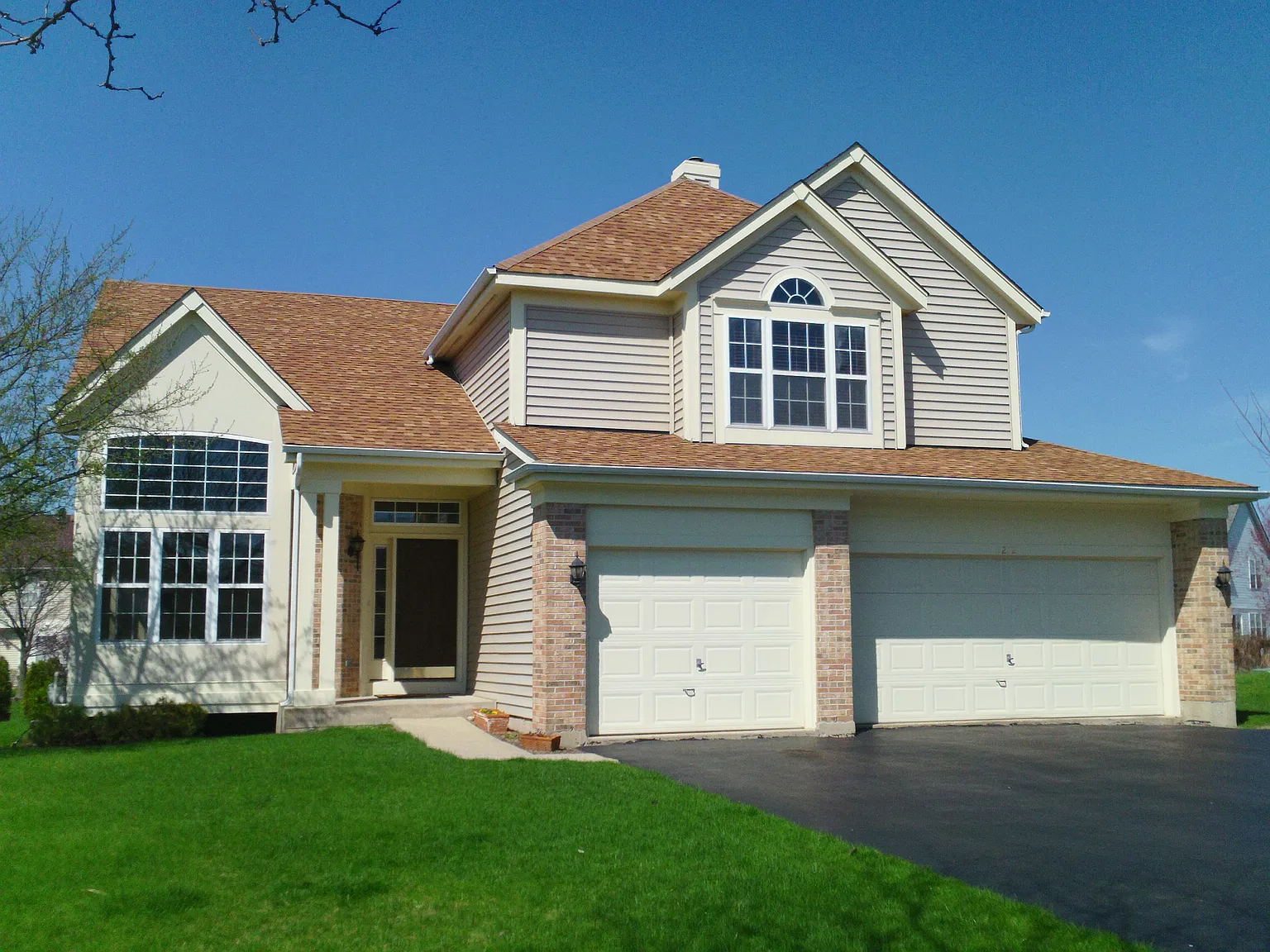 1272 Strawberry Ct photo 1