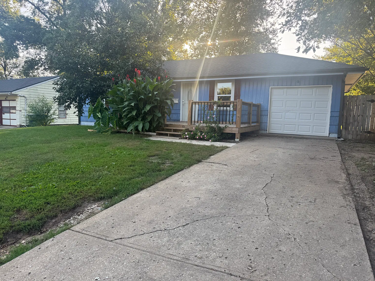 3 bed, 1184 sqft, $1,550 — Photo 2