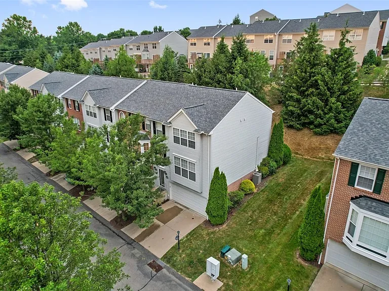 10550 Cherry Grove Ct — Photo 26