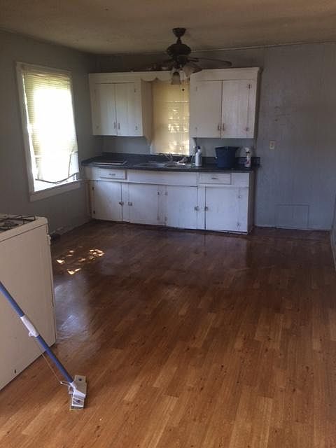 1st image of 2828 Boone St