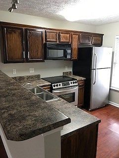 3rd image of 1306 Milwalkee Ct #11