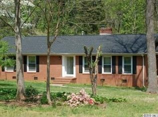 1175 Robinhood Cres, Charlotte, NC 28227