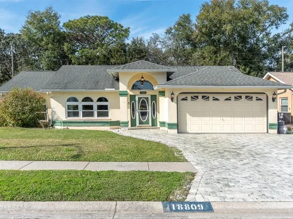 18809 Parade Rd, Hudson, FL 34667