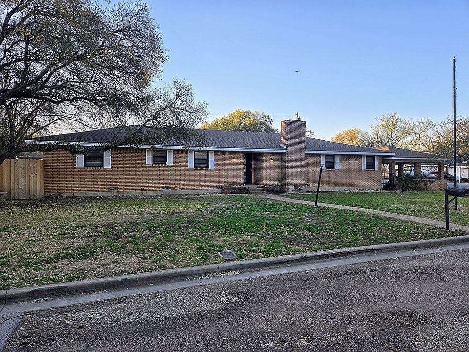1st image of 1108 W Three A St