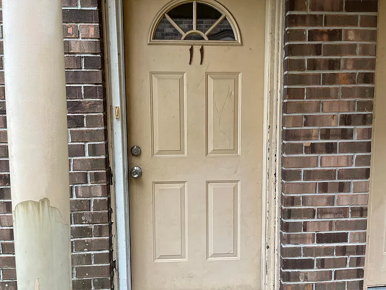 1635 Newport Pl #11 — Photo 8