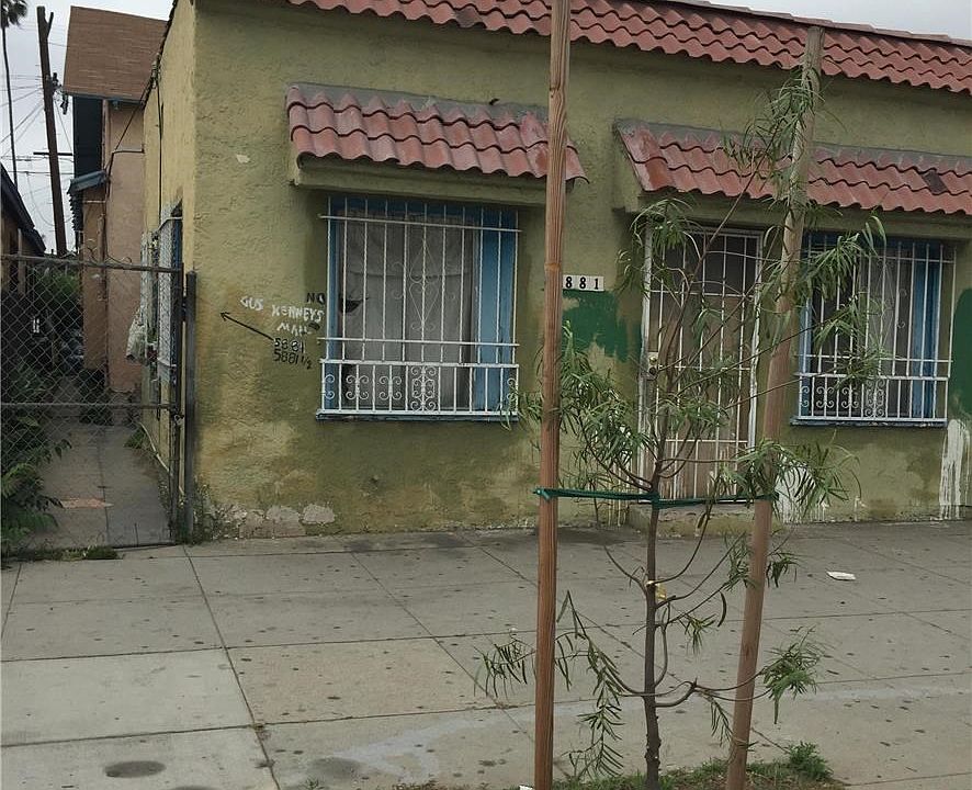 1st image of 5881 S Broadway