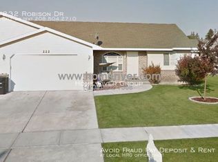 232 S Robison Dr, Ammon, ID 83406