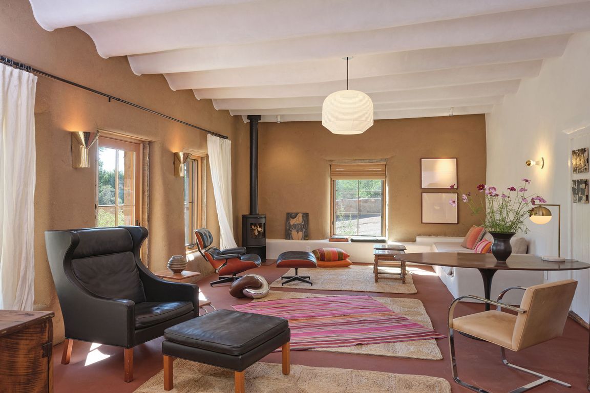 next background image