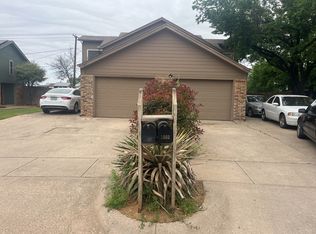 1403 Palmnold Cir E, Fort Worth, TX 76120