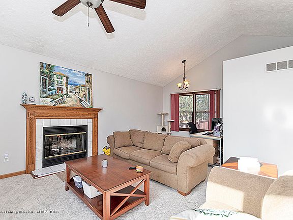 4th image of 4170 Santa Clara Dr