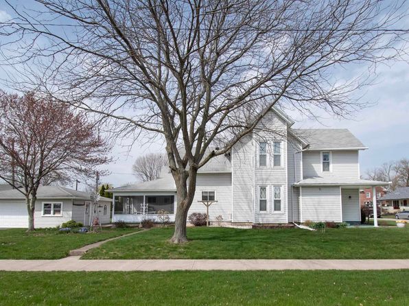 318 S Harrison St, Garrett, IN 46738