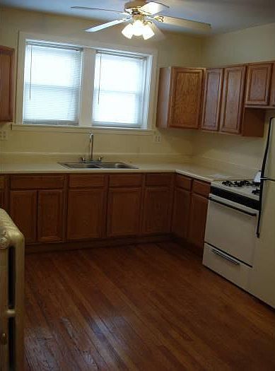 1st image of 3840 N Lockwood Ave #2