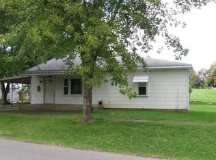1014 E 3rd Ave, Monmouth, IL 61462