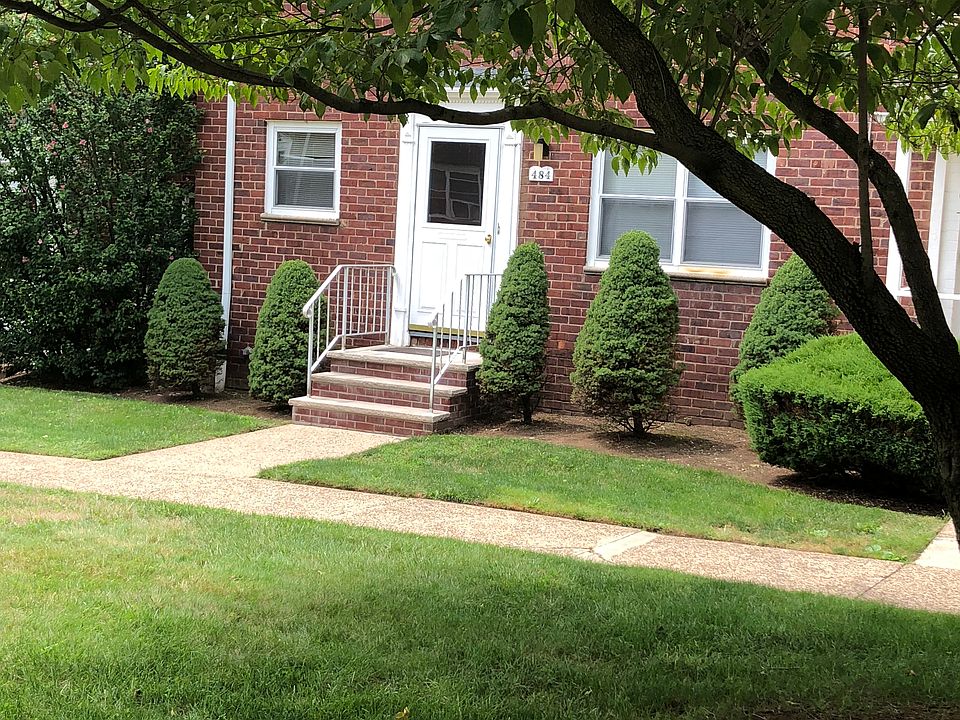 1st image of 484 Crestwood Ave APT 31