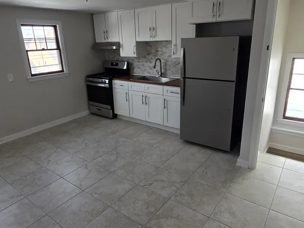 138 Ridgewood Rd #1, Buffalo, NY 14220