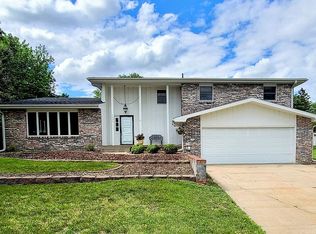 4624 Valley View Dr, Columbus, NE 68601
