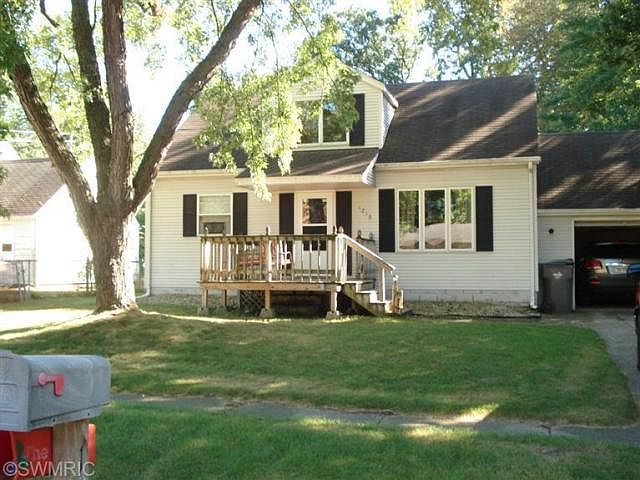 1st image of 1216 Lawndale Ave