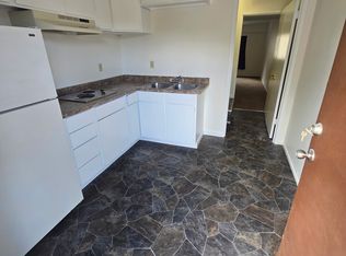 6050 N State St #R, Ukiah, CA 95482