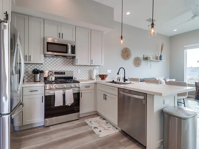 3505 Ethan Allen Ave — Photo 9