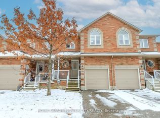 54 Southwoods Cres #72, Barrie, ON L4N9P8