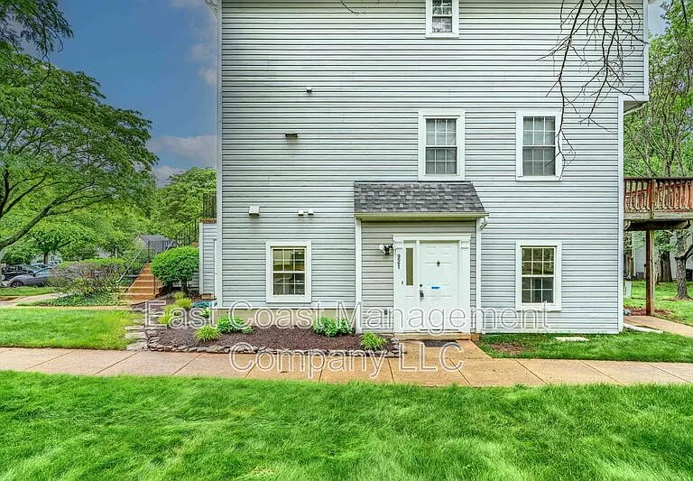 921 Bending Branch Way #1 — Photo 28