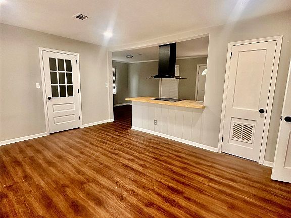 5th image of 116 White Dr