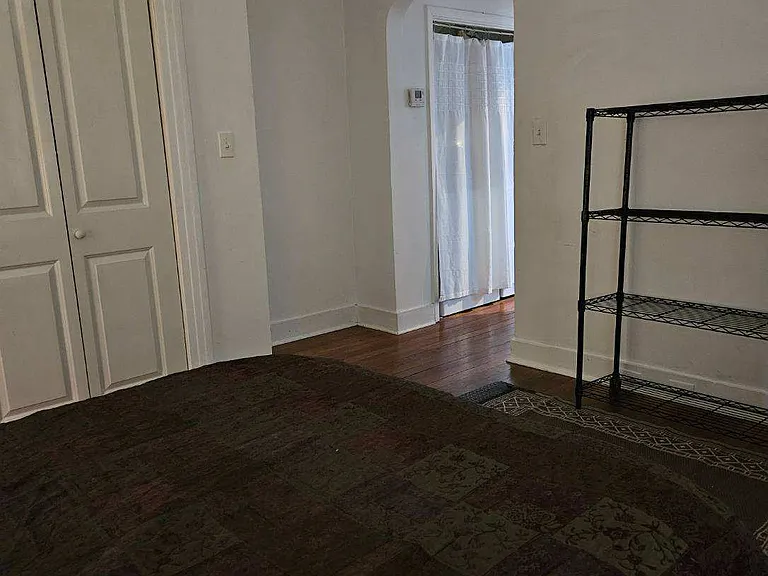 524 Jefferson St — Photo 14