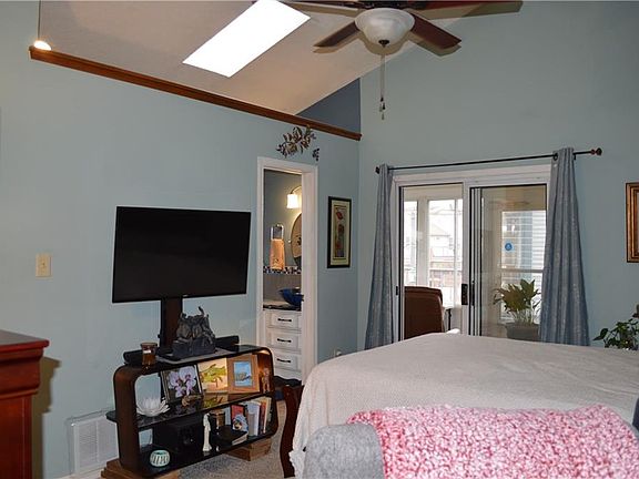 5th image of 7160 Eagle Cove South Dr