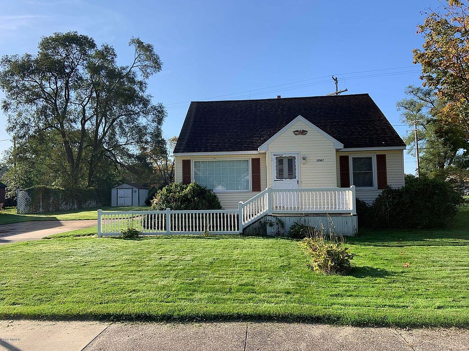 1st image of 1061 Langeland Ave