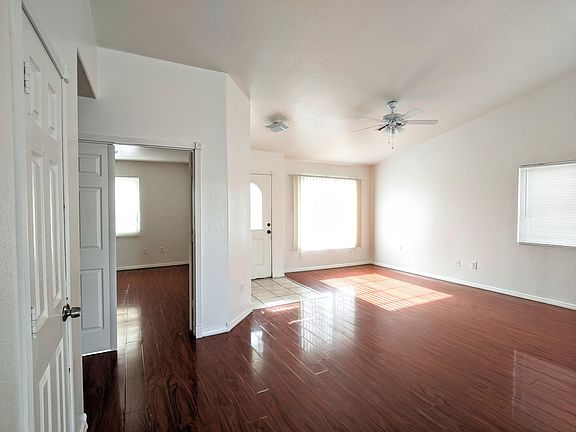 2nd image of 936 Blankenship Ave