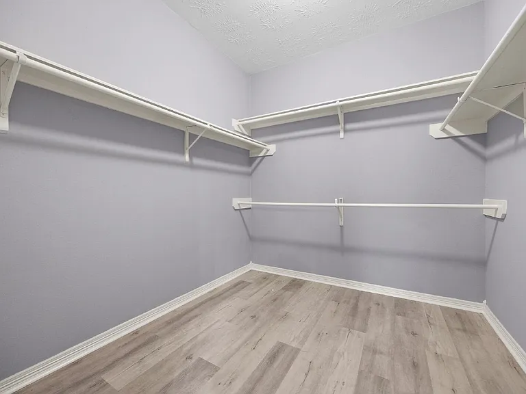 4500 Upland Circle Dr — Photo 23
