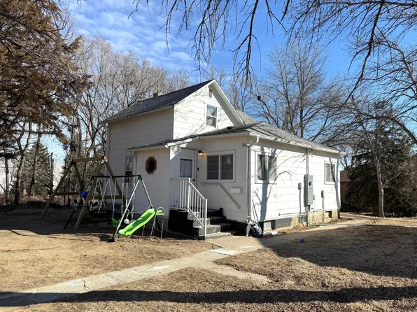 710 N Kittridge St, Mitchell, SD 57301