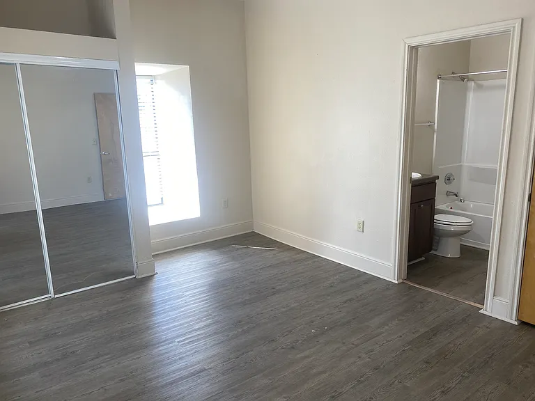 2301 Midwestern Pkwy #204 — Photo 26