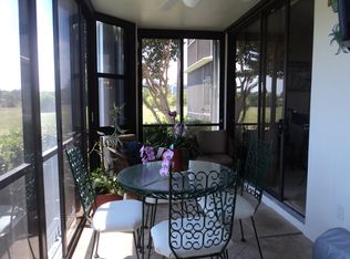 214 Bay Colony Dr N, Juno Beach, FL 33408