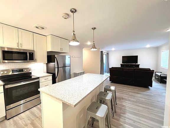 3rd image of 4822 S Highland Cir APT 111