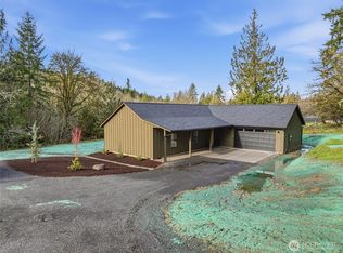 960 Paine Road, Castle Rock, WA 98611