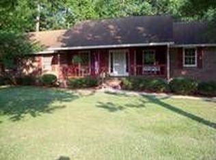 102 Manning Rd, Greenwood, SC 29649