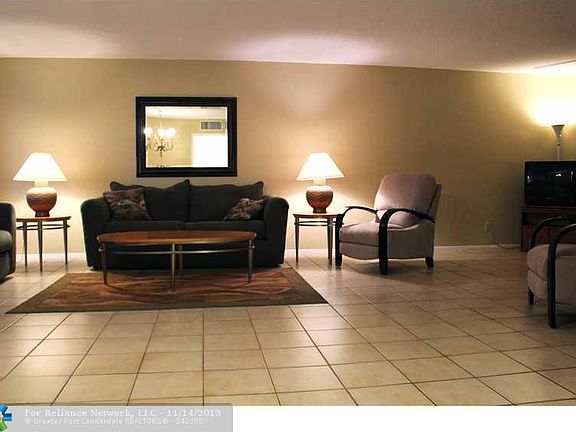4th image of 4280 Galt Ocean Dr APT 7G
