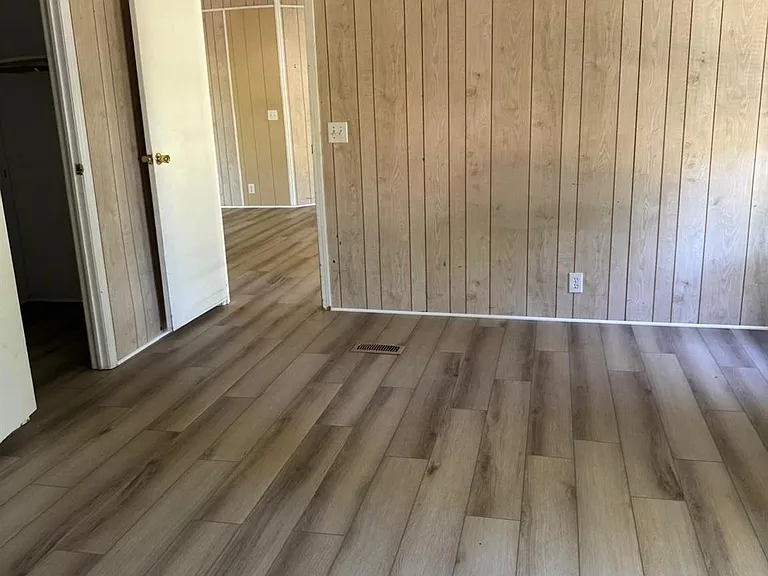 30307 Turriff Cir — Photo 17
