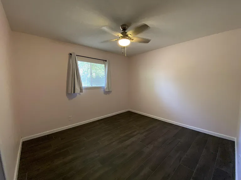 4318 Temple Hl — Photo 14
