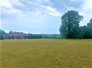 1410 McCoy Dr, Harrison, AR 72601